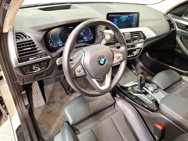 BMW X3 7