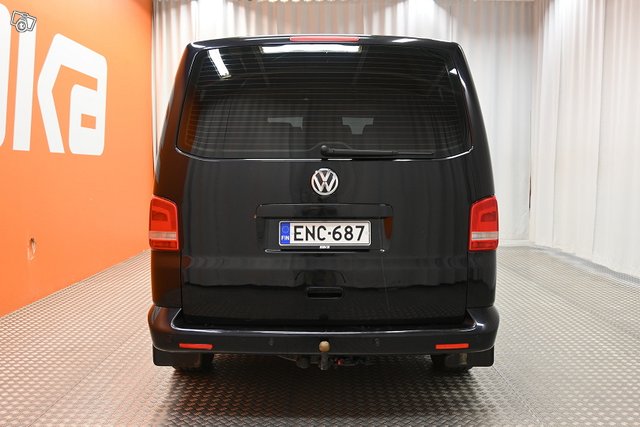 Volkswagen Caravelle 6