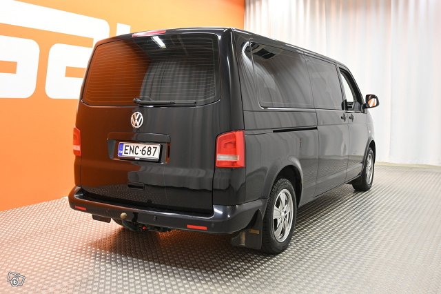 Volkswagen Caravelle 7