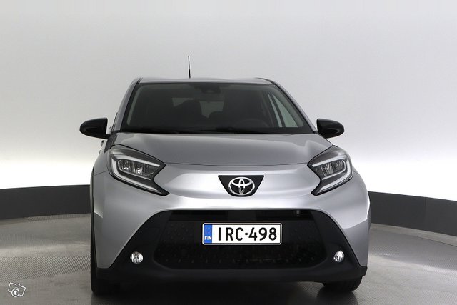 Toyota Aygo X 8