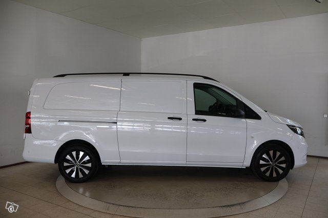 MERCEDES-BENZ VITO 4