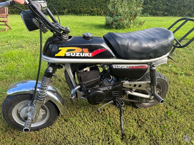 Suzuki Pv50 4