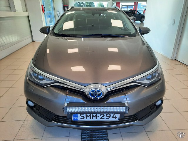 Toyota Auris 6