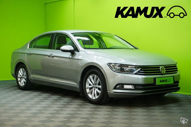 Volkswagen Passat 1