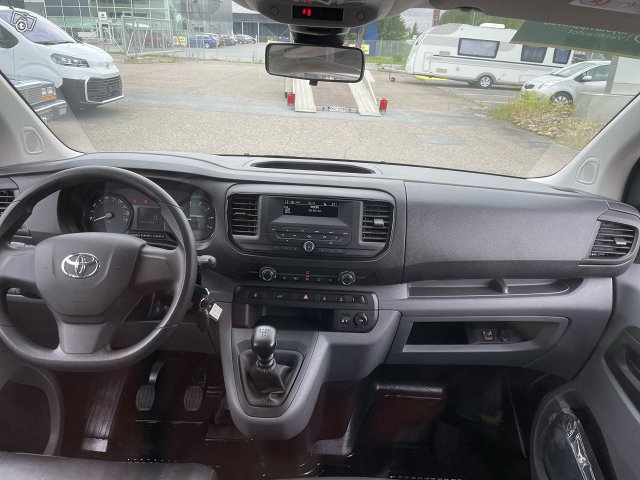 TOYOTA PROACE 11