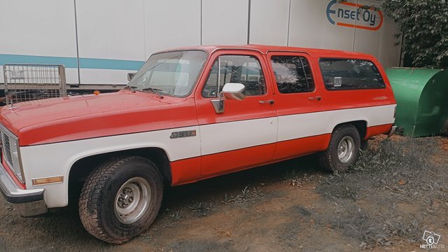 Chevrolet Suburban