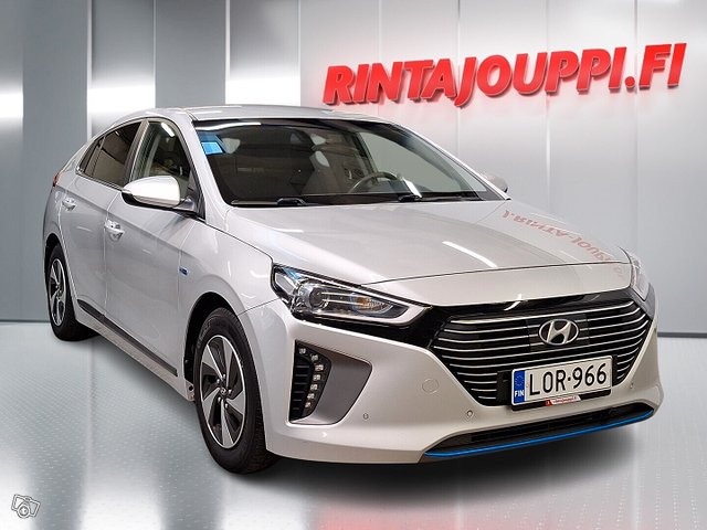 Hyundai IONIQ Hybrid 1