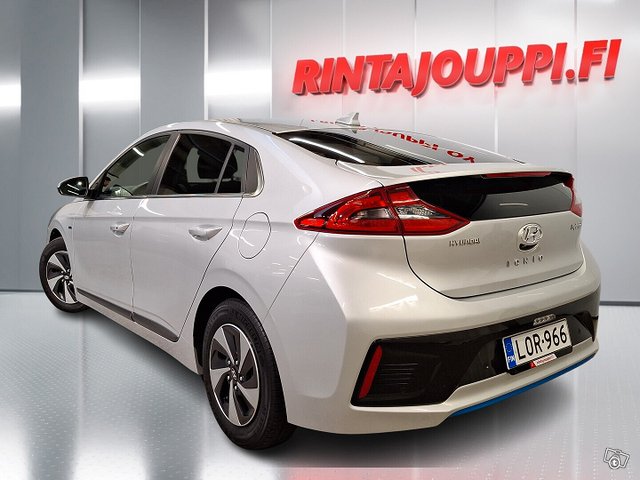 Hyundai IONIQ Hybrid 2