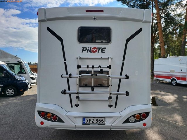 Pilote P696 Essentiel 21