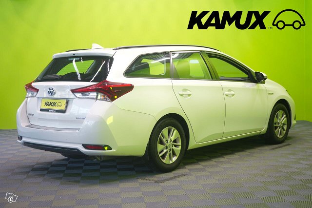 Toyota Auris 9