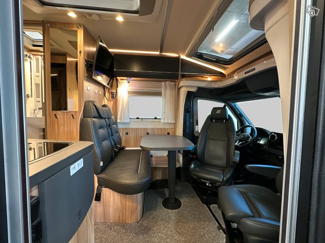 HYMER ML-T 570 Crossover 5