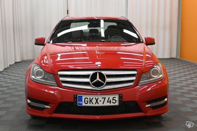 Mercedes-Benz C 2