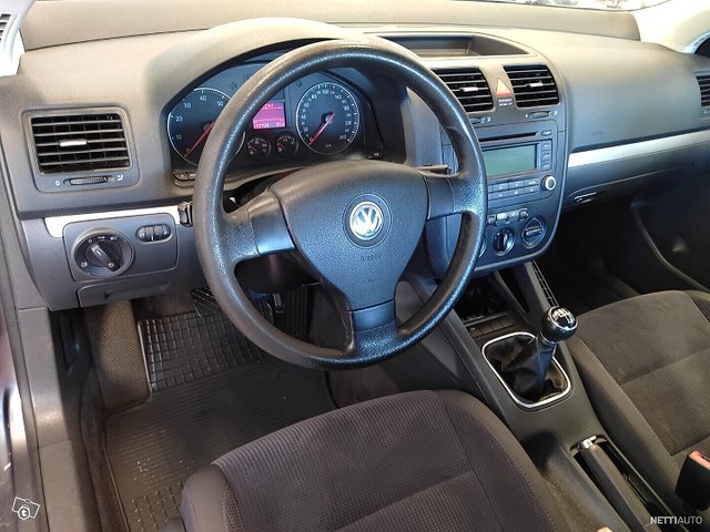 Volkswagen Jetta 14