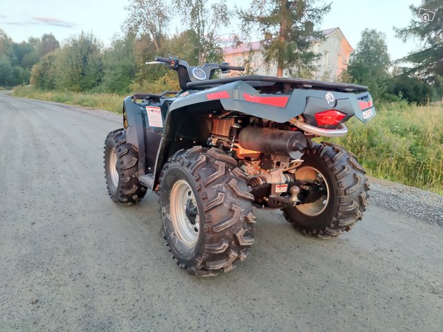 Can-Am Outlander, lumilevy ja tukkikärry 5