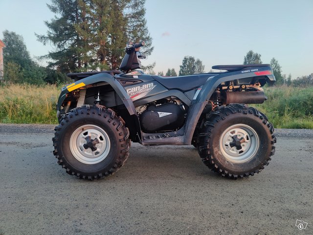 Can-Am Outlander, lumilevy ja tukkikärry 6