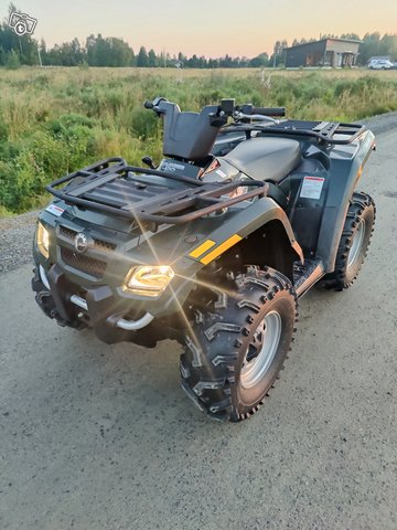 Can-Am Outlander, lumilevy ja tukkikärry 7