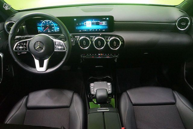 Mercedes-Benz A 11