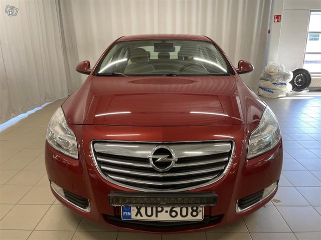 OPEL Insignia 8