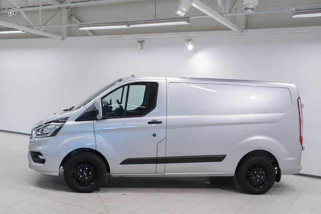 FORD TRANSIT CUSTOM 8