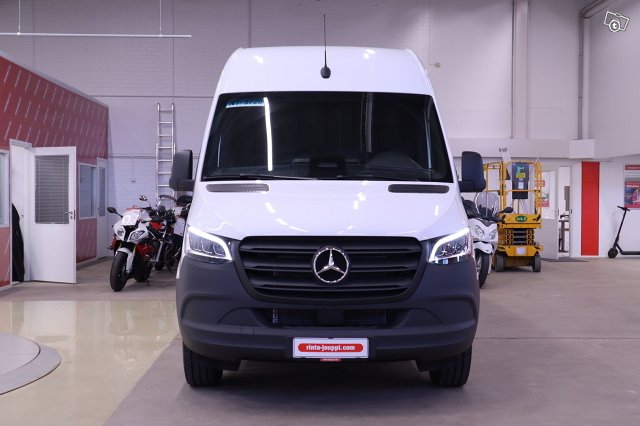 MERCEDES-BENZ SPRINTER 2