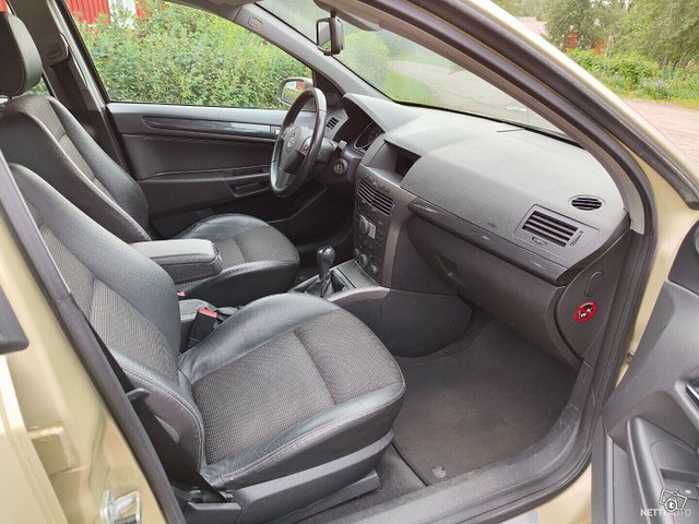 Opel Astra 15