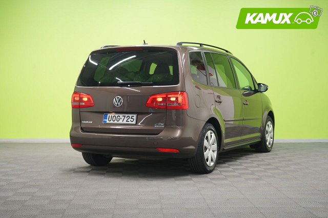 Volkswagen Touran 4