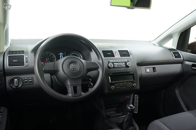 Volkswagen Touran 12