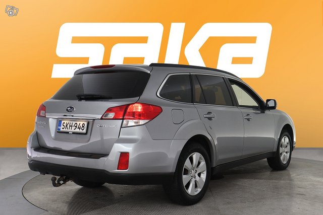 Subaru Outback 8