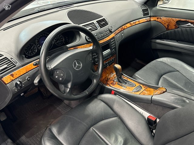 Mercedes-Benz E 7