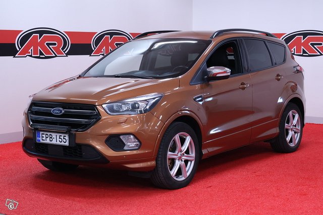 FORD Kuga 1