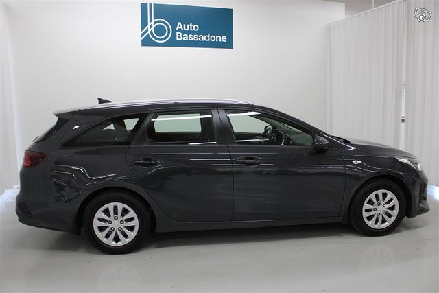 KIA Ceed 8