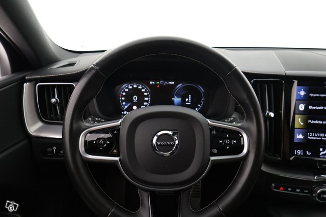 Volvo XC60 22