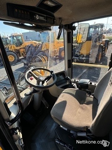 Jcb 412s 9