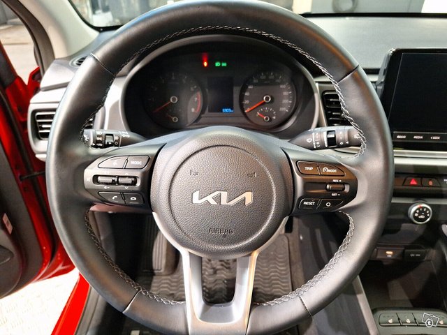 KIA Rio 8