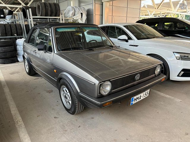 Volkswagen Golf 1