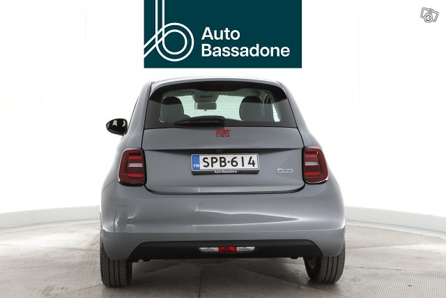 FIAT 500e 5