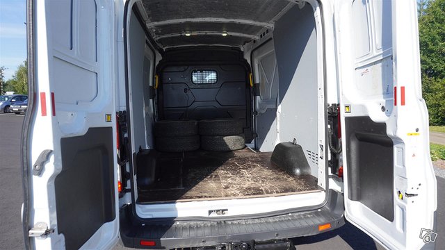 FORD Transit 8