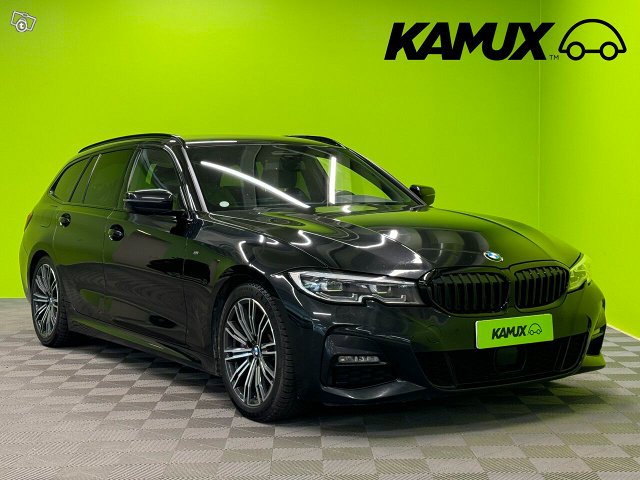 BMW 330e, kuva 1