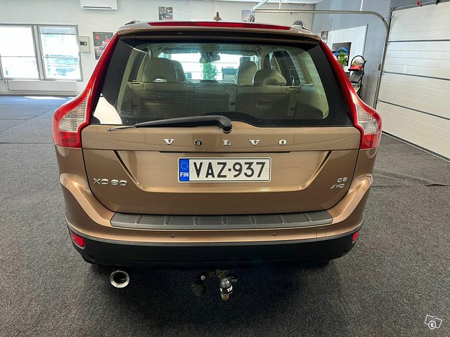 Volvo XC60 5