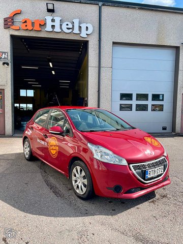 Peugeot 208