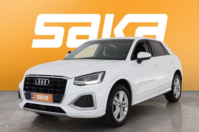 Audi Q2 4