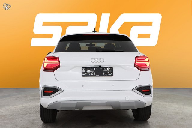 Audi Q2 7