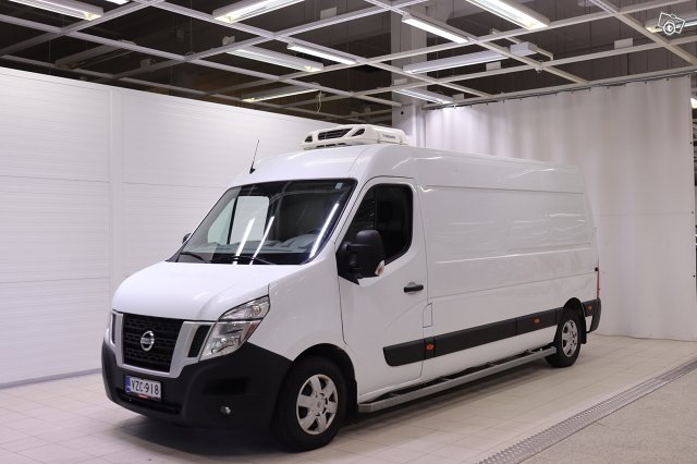 Nissan NV400