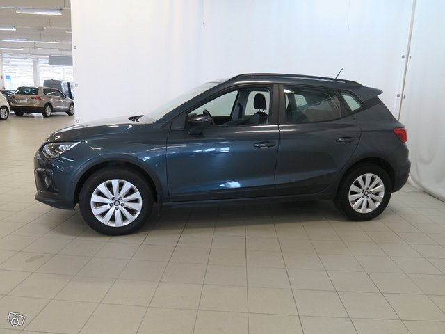 SEAT Arona 5