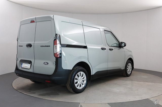 FORD Transit Courier 5