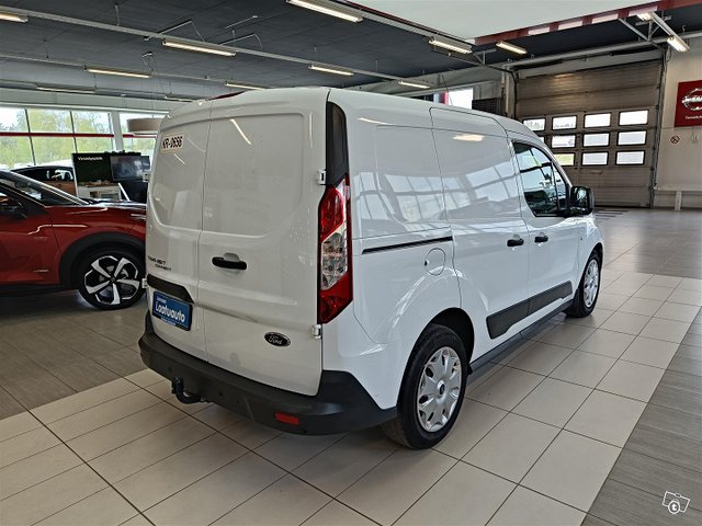 Ford Transit Connect 3