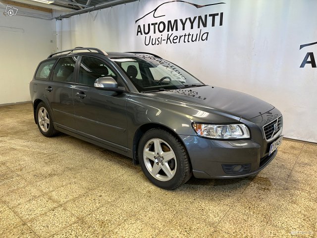 Volvo V50