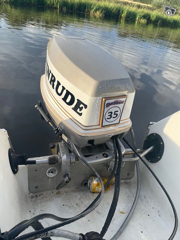 Evinrude 35hp 1