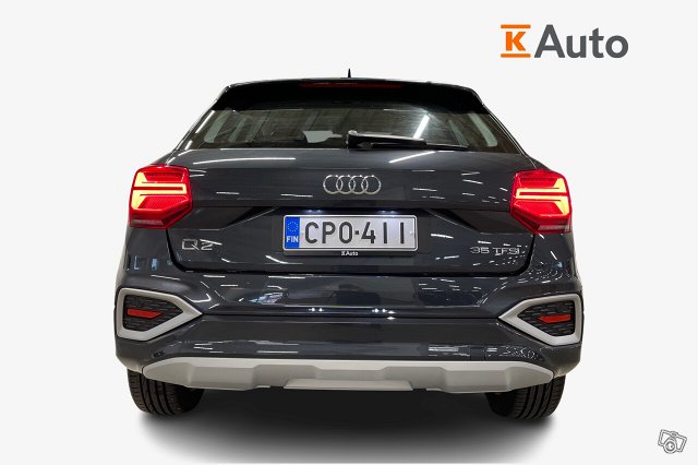 Audi Q2 3