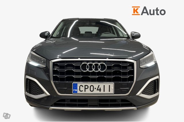 Audi Q2 4